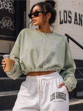 Planet Heart London 86 Rhinestone Cropped Sweatshirt Sage Green XL Y2K